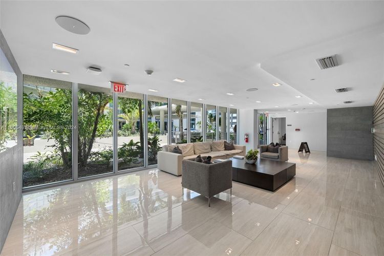 Peloro Miami Beach #308 image #31