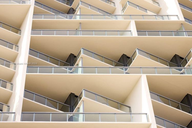 W South Beach #1718 image #11