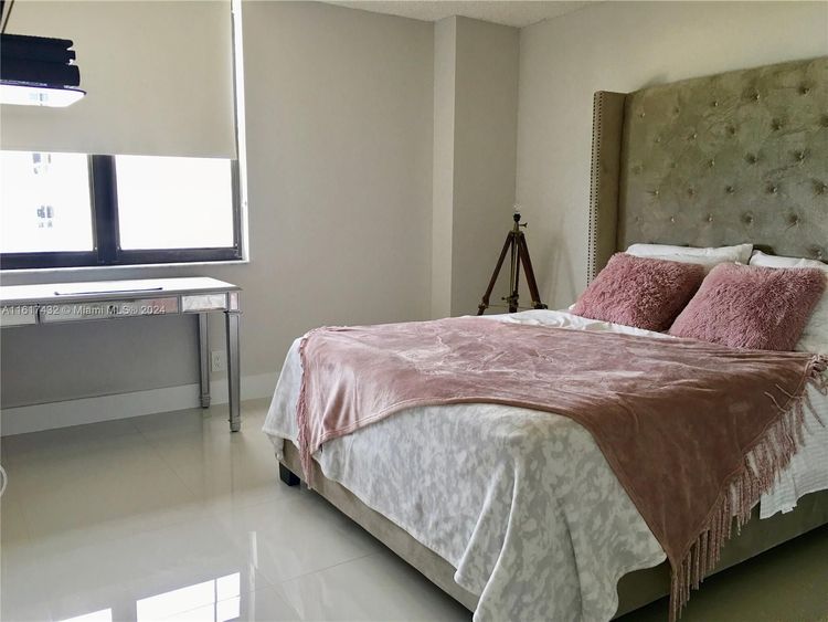 Club Atlantis #1711 image #8