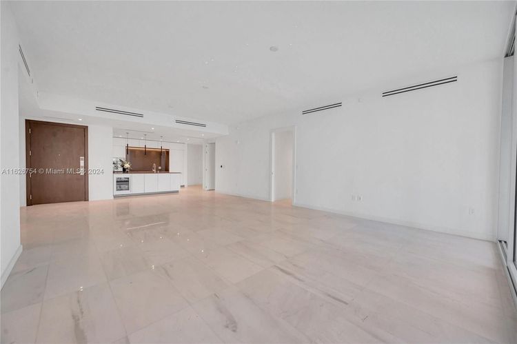 Aston Martin Residences #703 image #12