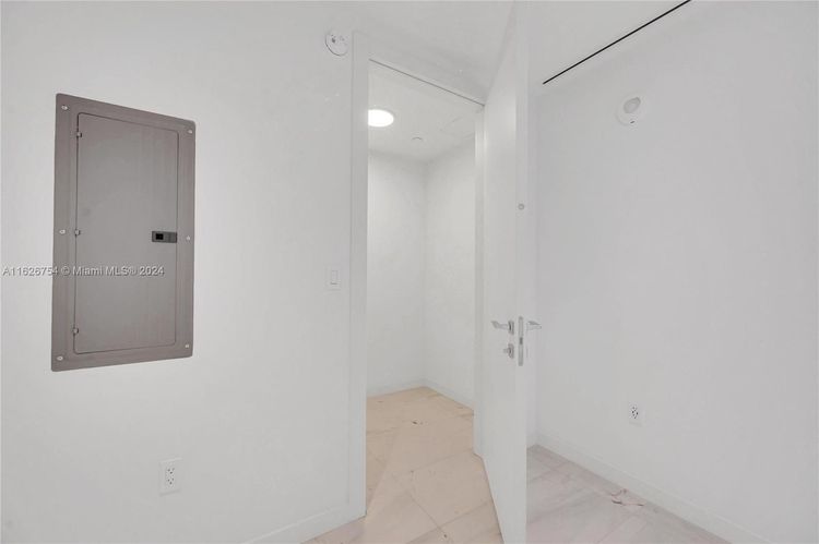 Aston Martin Residences #703 image #25