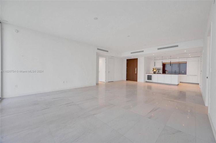 Aston Martin Residences #703 image #9