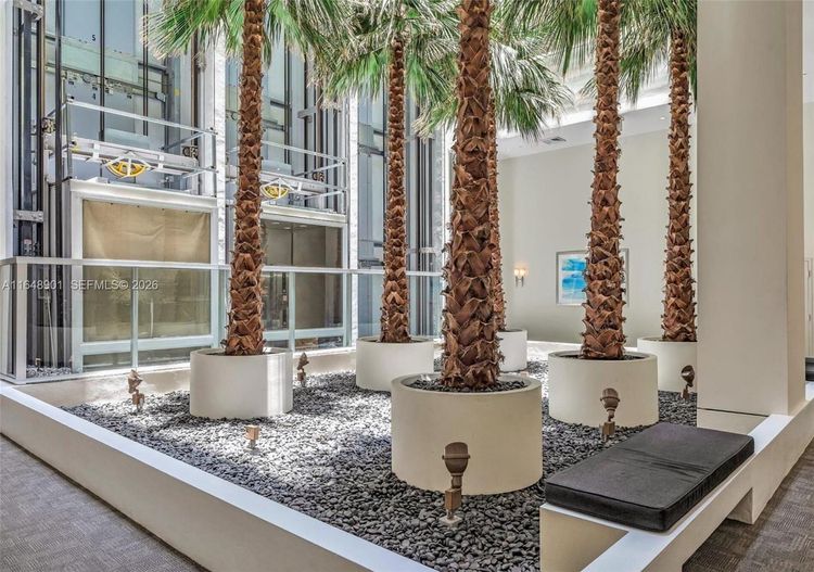 Atrium #1-1001 image #10