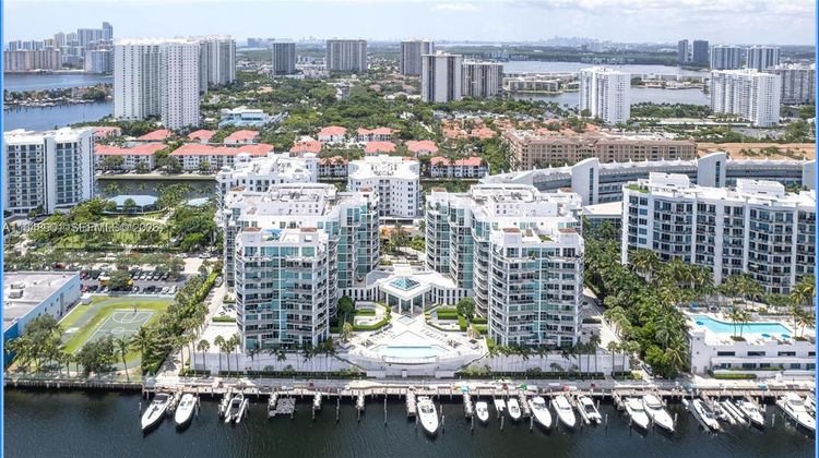 Atrium #1-1001 image #13