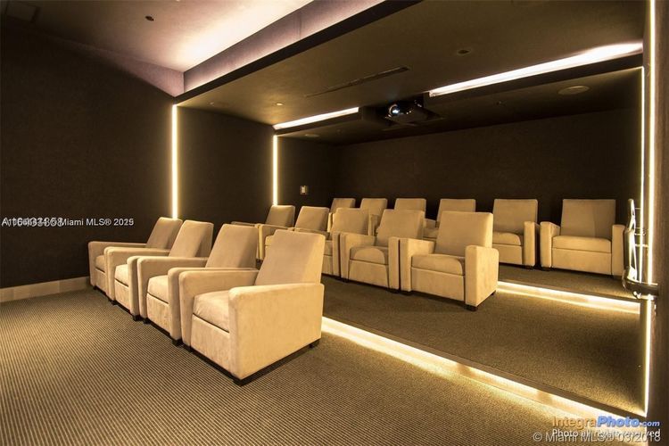 Porsche Design Tower #5001 image #33