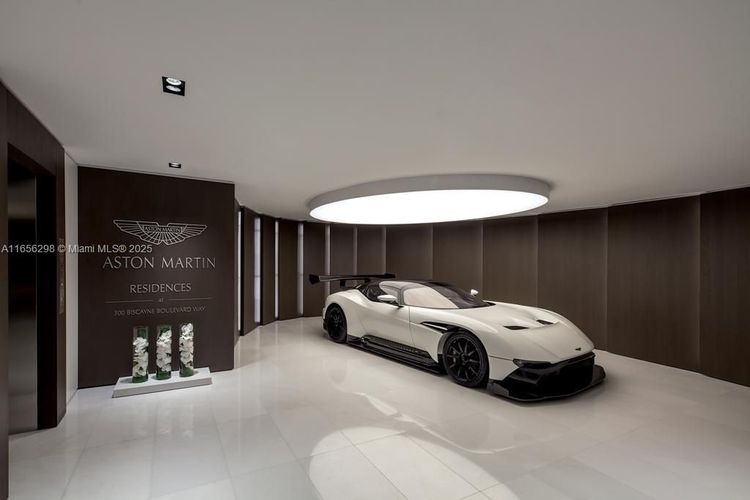 Aston Martin Residences #6301 image #13