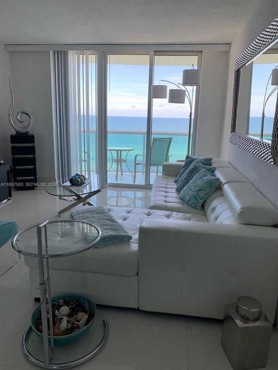 The Tides On Hollywood Beach #12M image #11