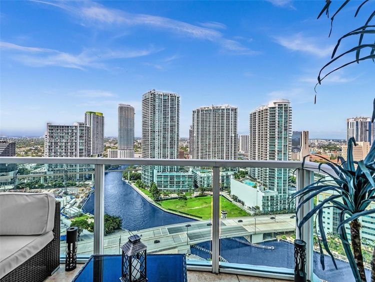 Brickell on the River South #1717 image #10