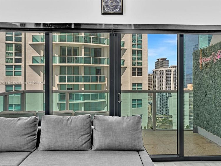 Brickell on the River South #1717 image #25