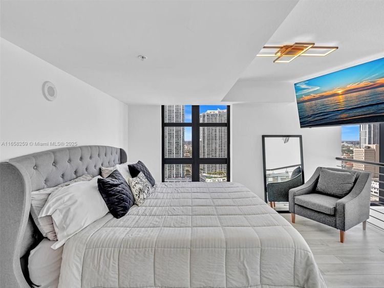 Brickell on the River South #1717 image #31