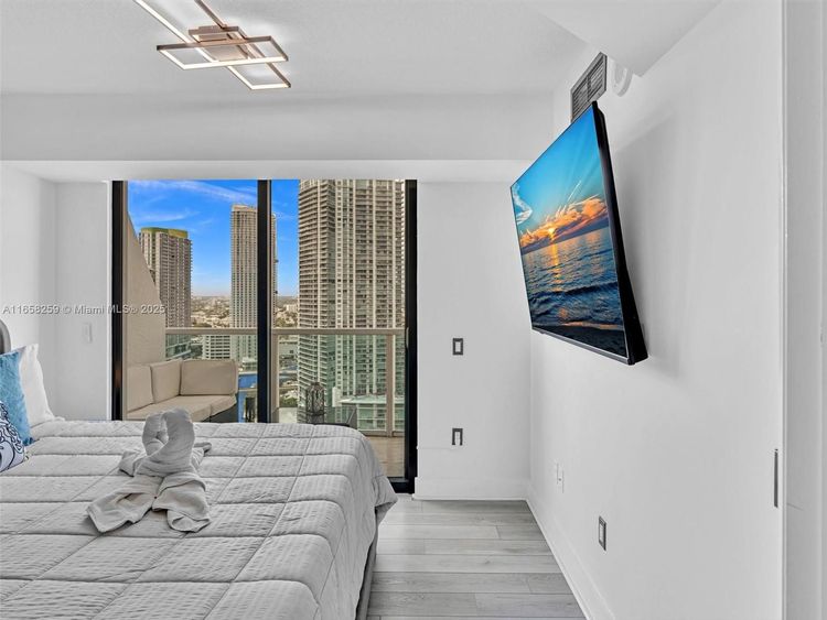 Brickell on the River South #1717 image #6