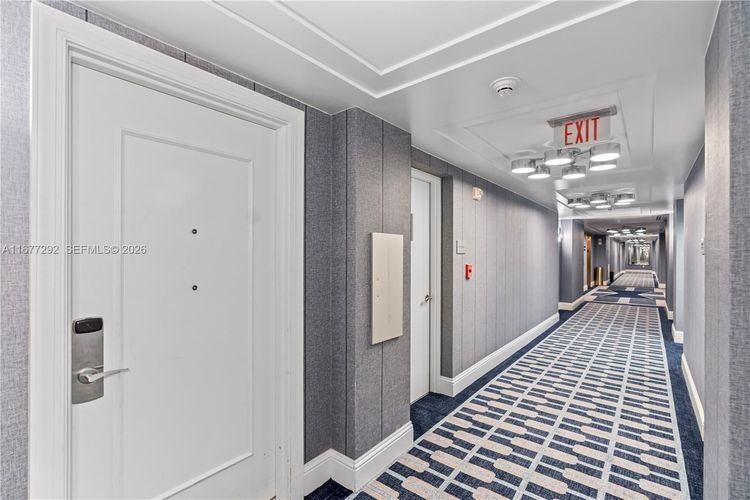 Fontainebleau II Tresor #915 image #27