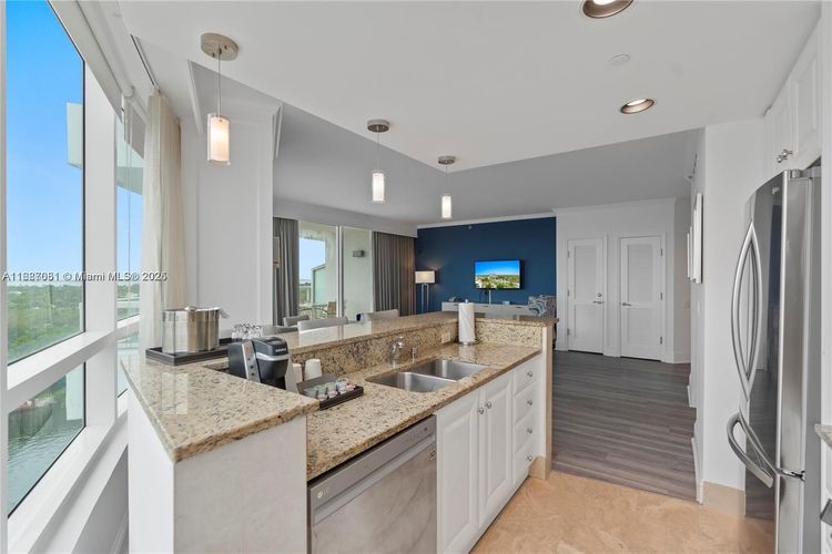 Fontainebleau II Tresor #1214 image #18