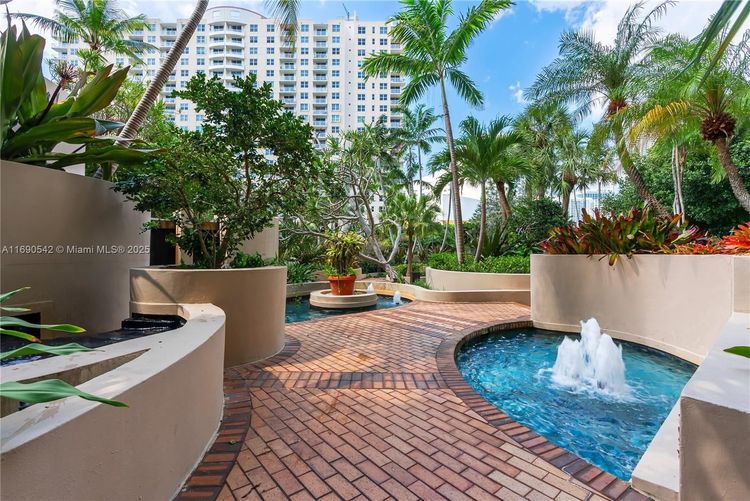 Brickell Key I #A1812 image #15
