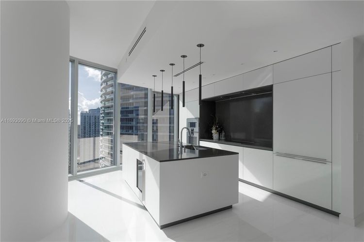 Aston Martin Residences #3307 image #13