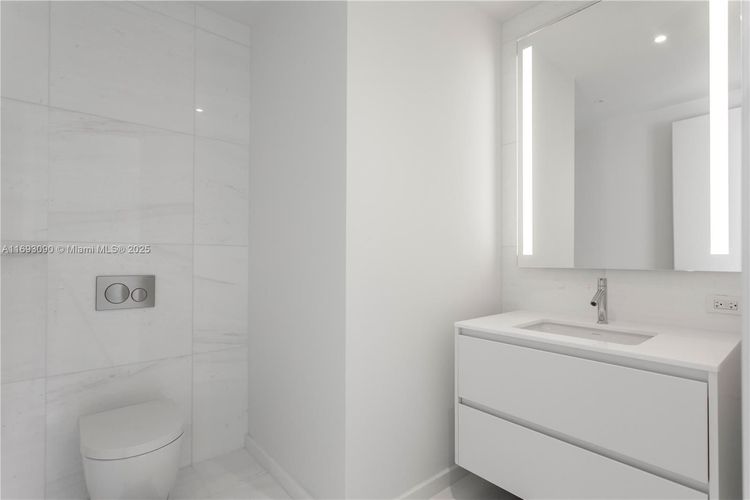 Aston Martin Residences #3307 image #33