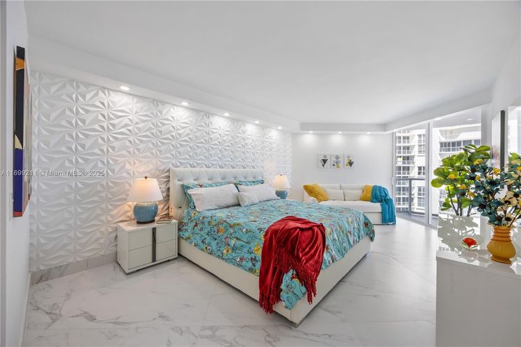 Oceania II #1126 image #14