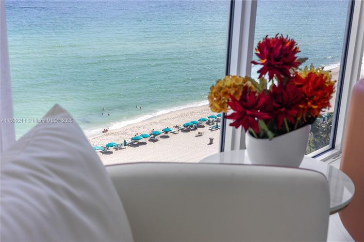 Oceania II #1126 image #28