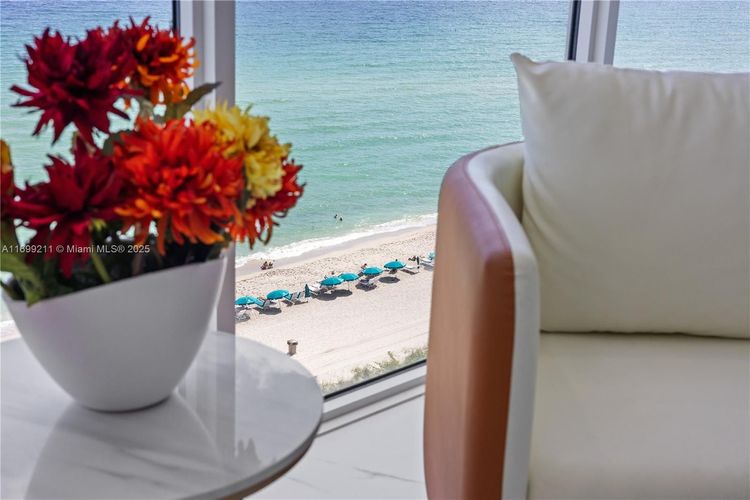 Oceania II #1126 image #29