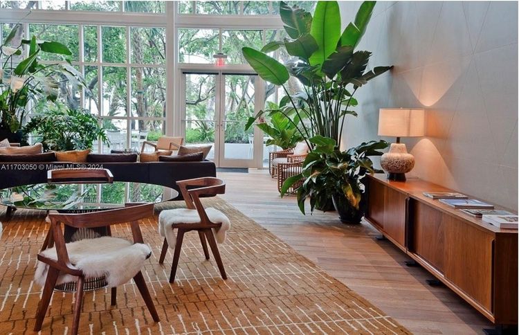 Paramount Bay #1008 image #18
