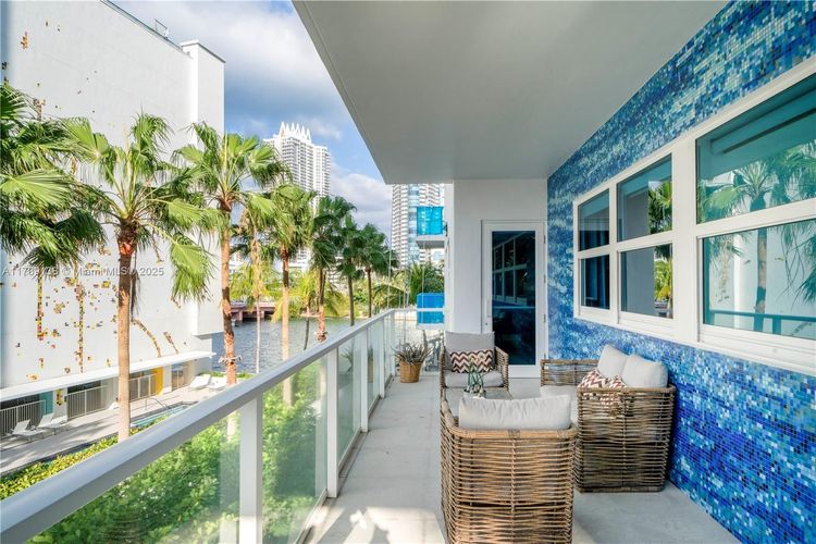 Spear at Aqua #301 image #26