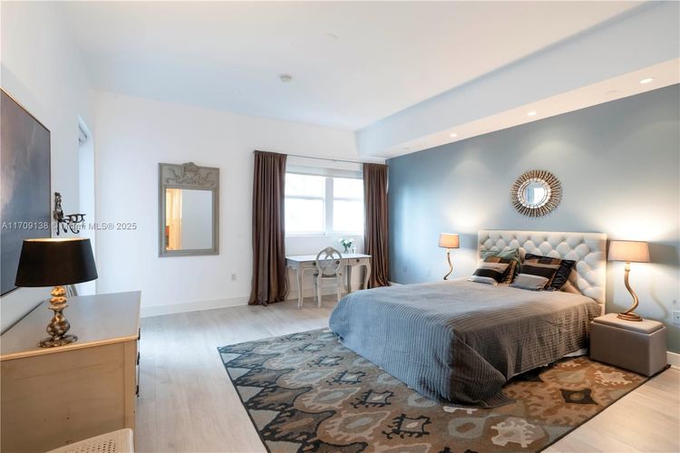 Spear at Aqua #301 image #30