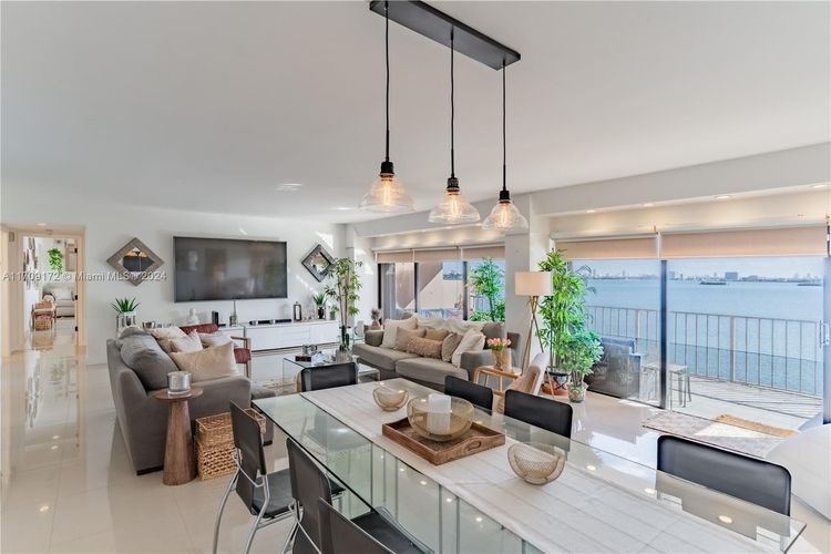 Cricket Club Miami #1105 image #11