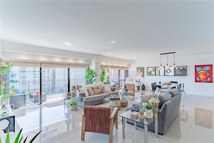 Cricket Club Miami #1105 image #13