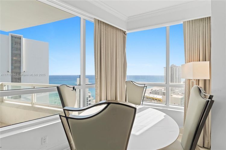 Fontainebleau II Tresor #2104 image #13