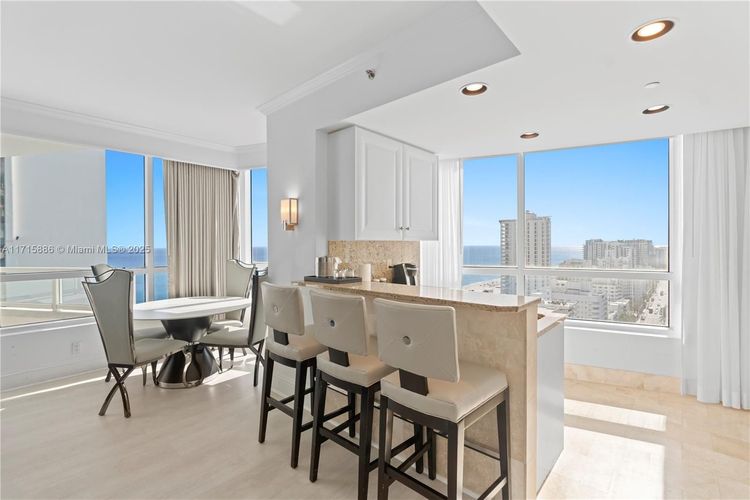 Fontainebleau II Tresor #2104 image #14