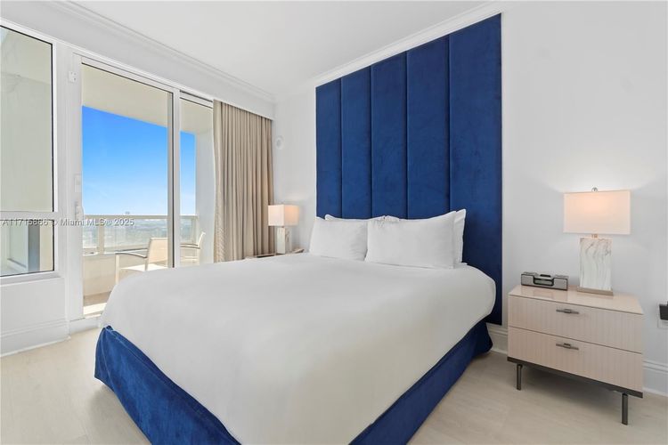 Fontainebleau II Tresor #2104 image #23