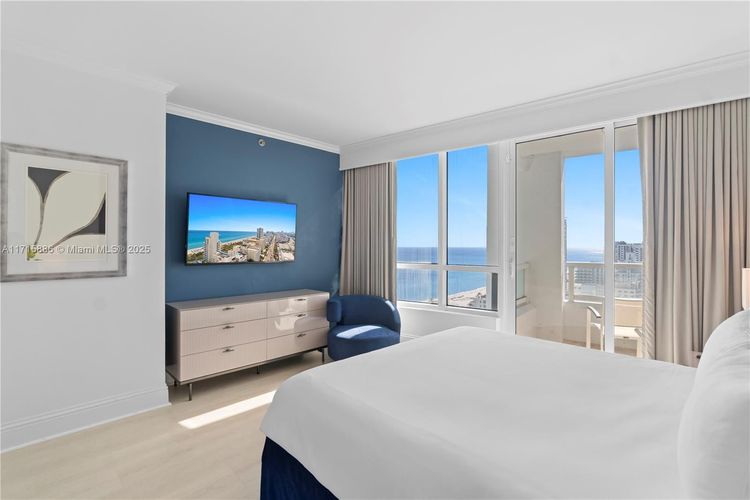 Fontainebleau II Tresor #2104 image #24