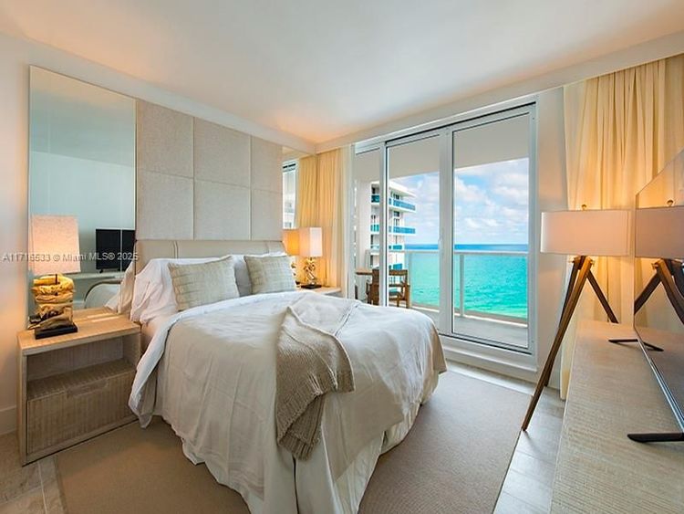 1 Hotel & Homes #1540 image #14