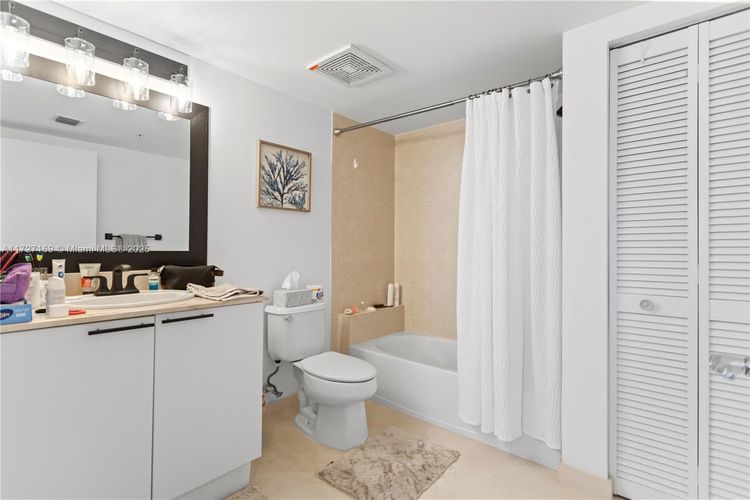 La Perla #2709 image #30