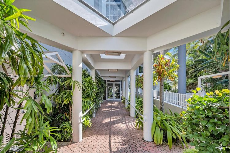 Bayview Plaza #508 image #14