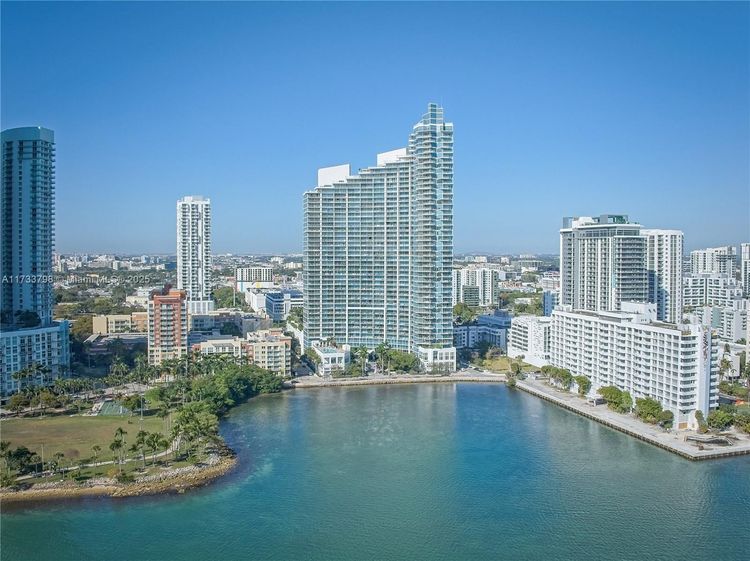 Paramount Bay #2302 image #42
