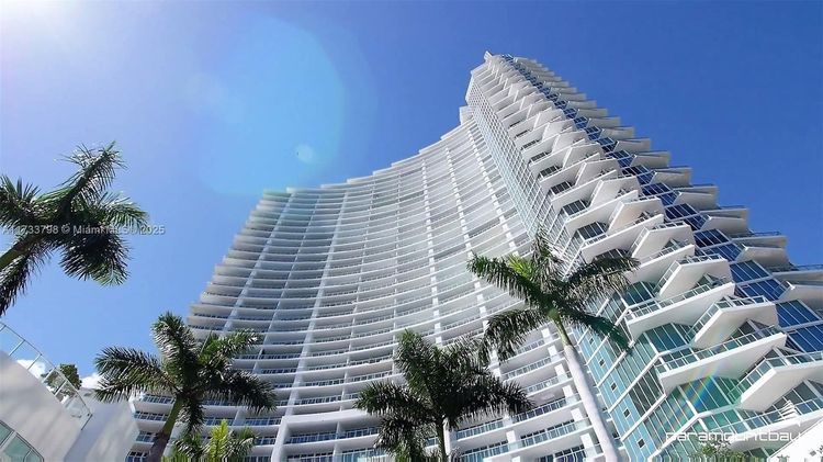 Paramount Bay #2302 image #57
