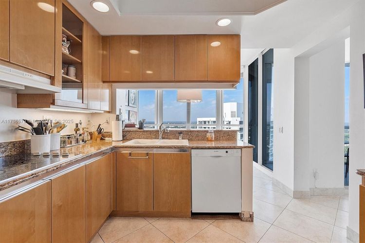 Atlantic II at the Point #PH 3105 image #9