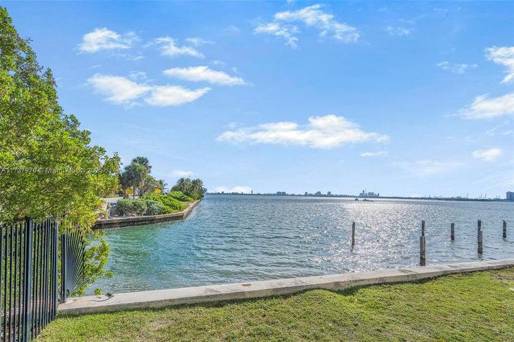 The Charter Club #414 image #31