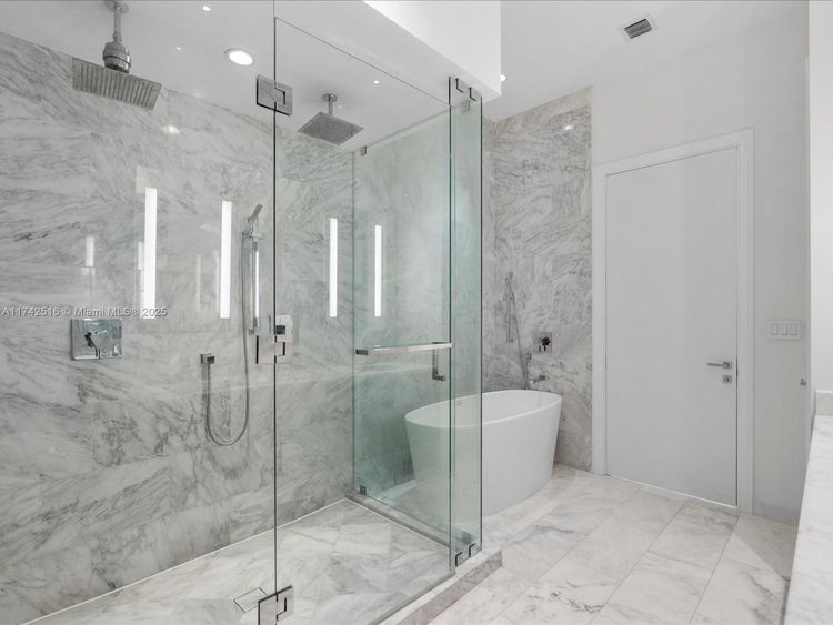 Echo Brickell #5101 image #18