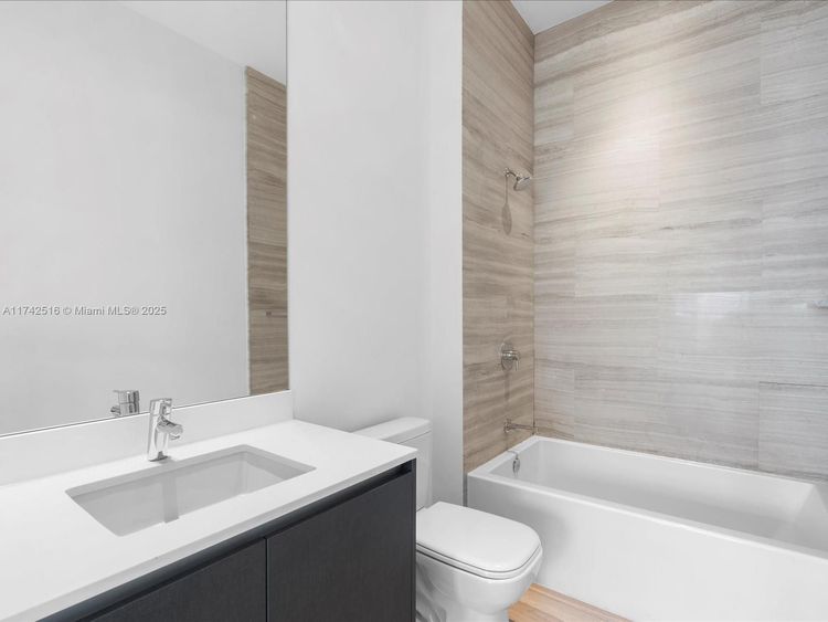 Echo Brickell #5101 image #21