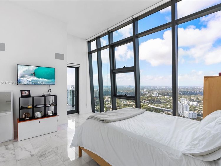 Echo Brickell #5101 image #23