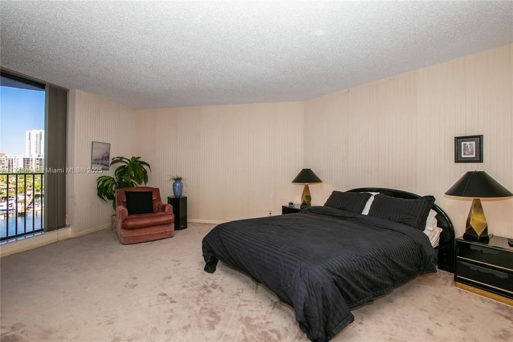 Anchor Bay Club #406 image #7