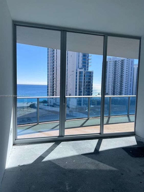 Aurora #1004 image #8