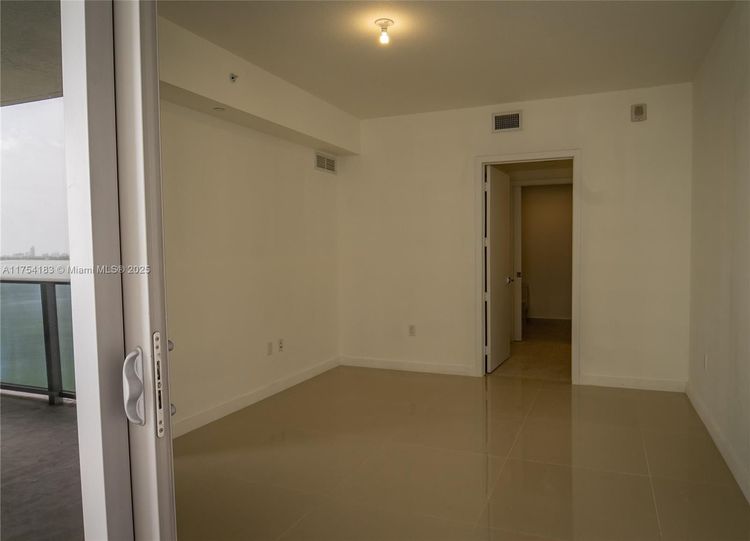 Aria on the Bay #1809 image #18