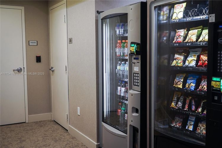 Aria on the Bay #1809 image #39