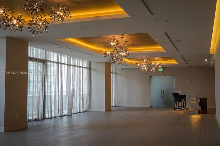 Aria on the Bay #1809 image #40