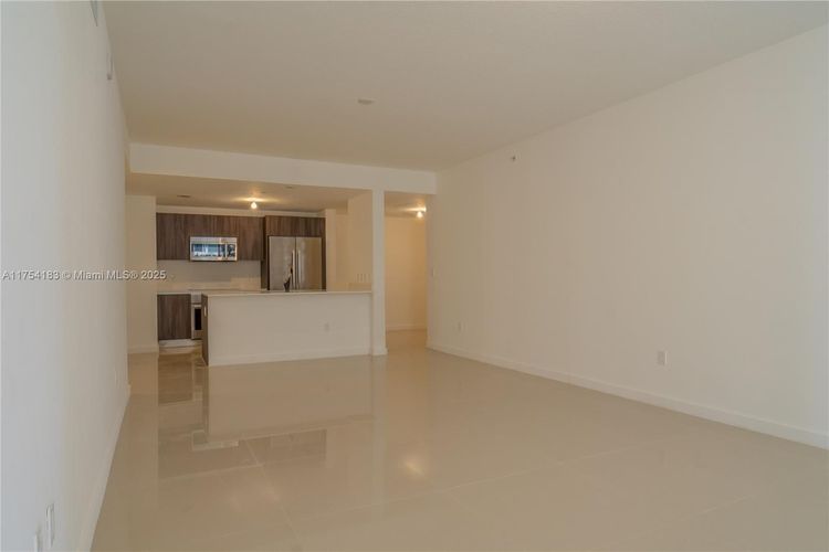 Aria on the Bay #1809 image #6