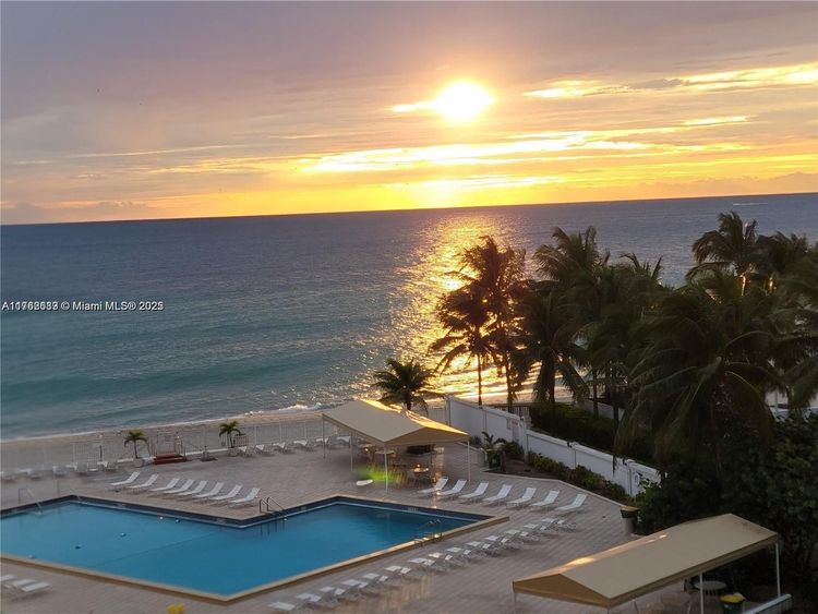 Alexander Towers #819 image #19