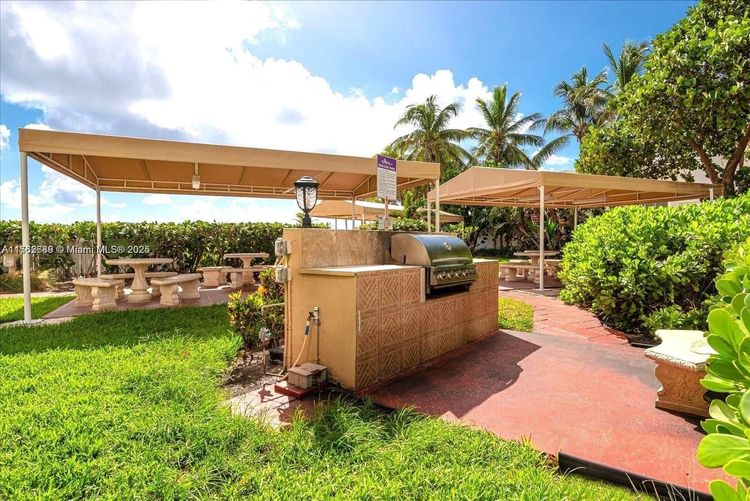 Alexander Towers #819 image #25